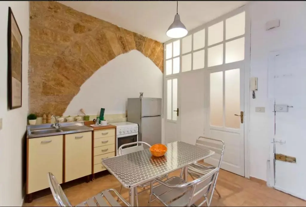 Casetta in centro Palermo Appartamento